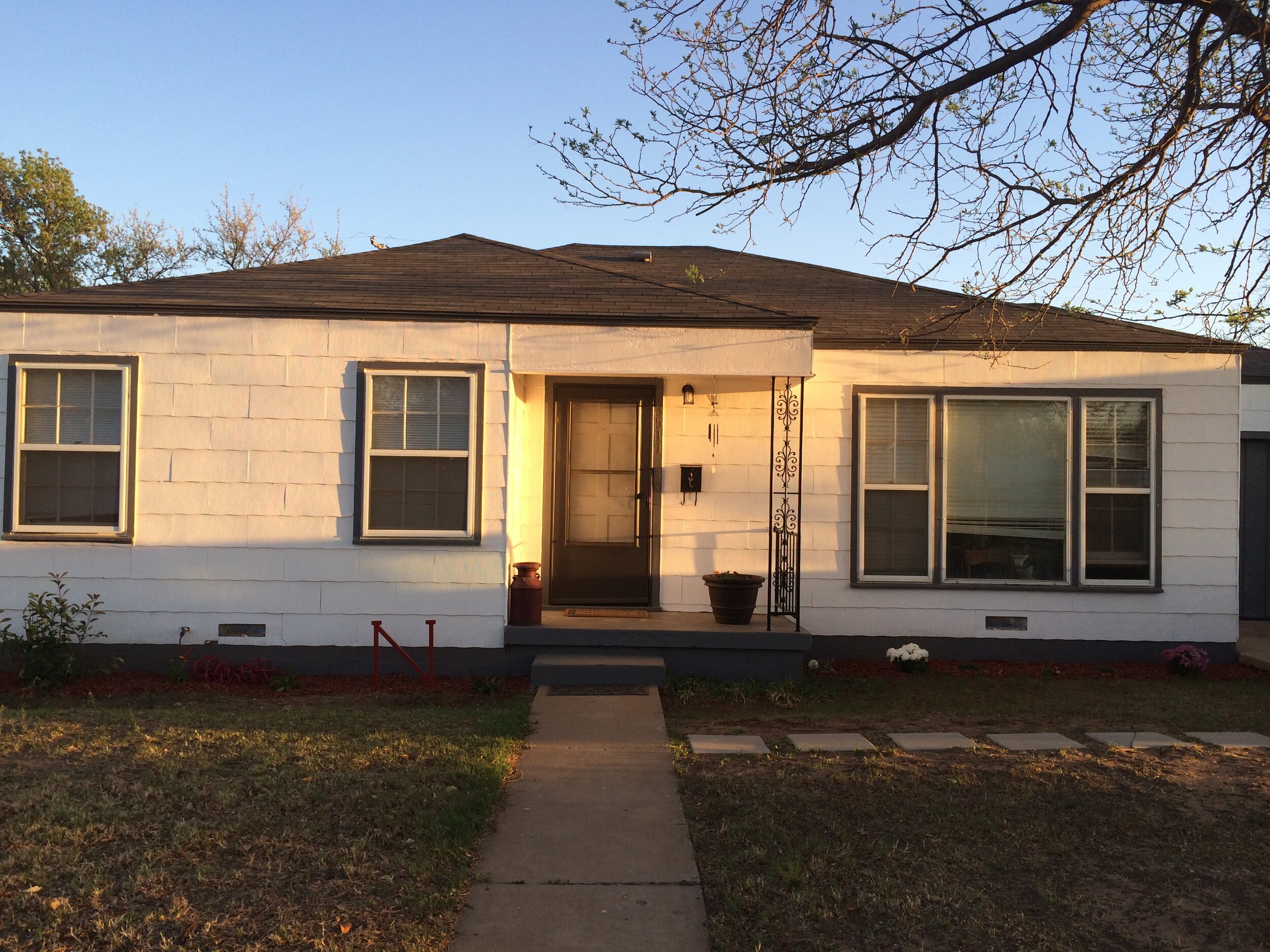 Our post WWII home in Lubbock, Texas with poor sidewalk connections to the closest commercial area leading to almost non-existent pedestrian activity even when the weather was nice